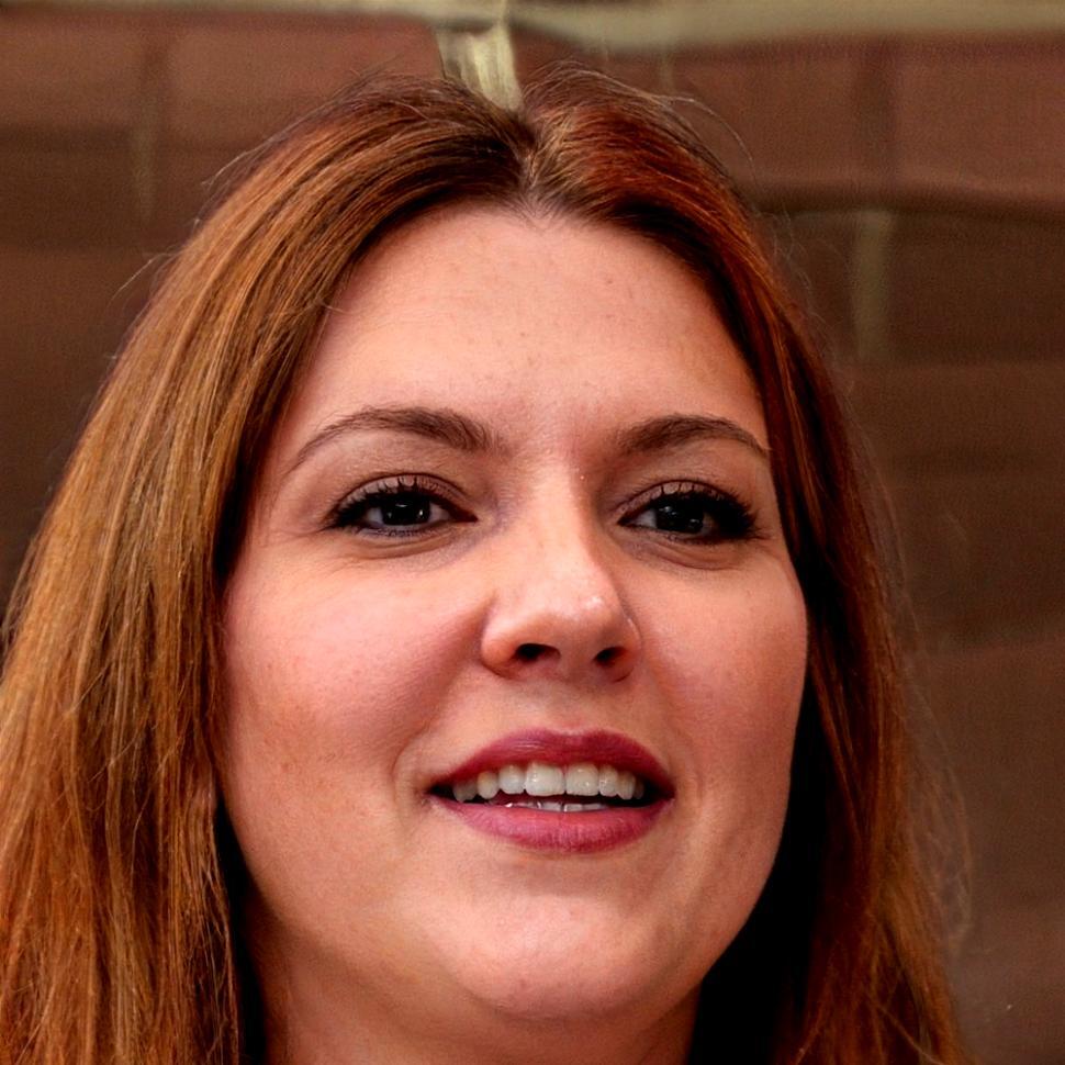 西原美咲 - 学習体験デザイナー